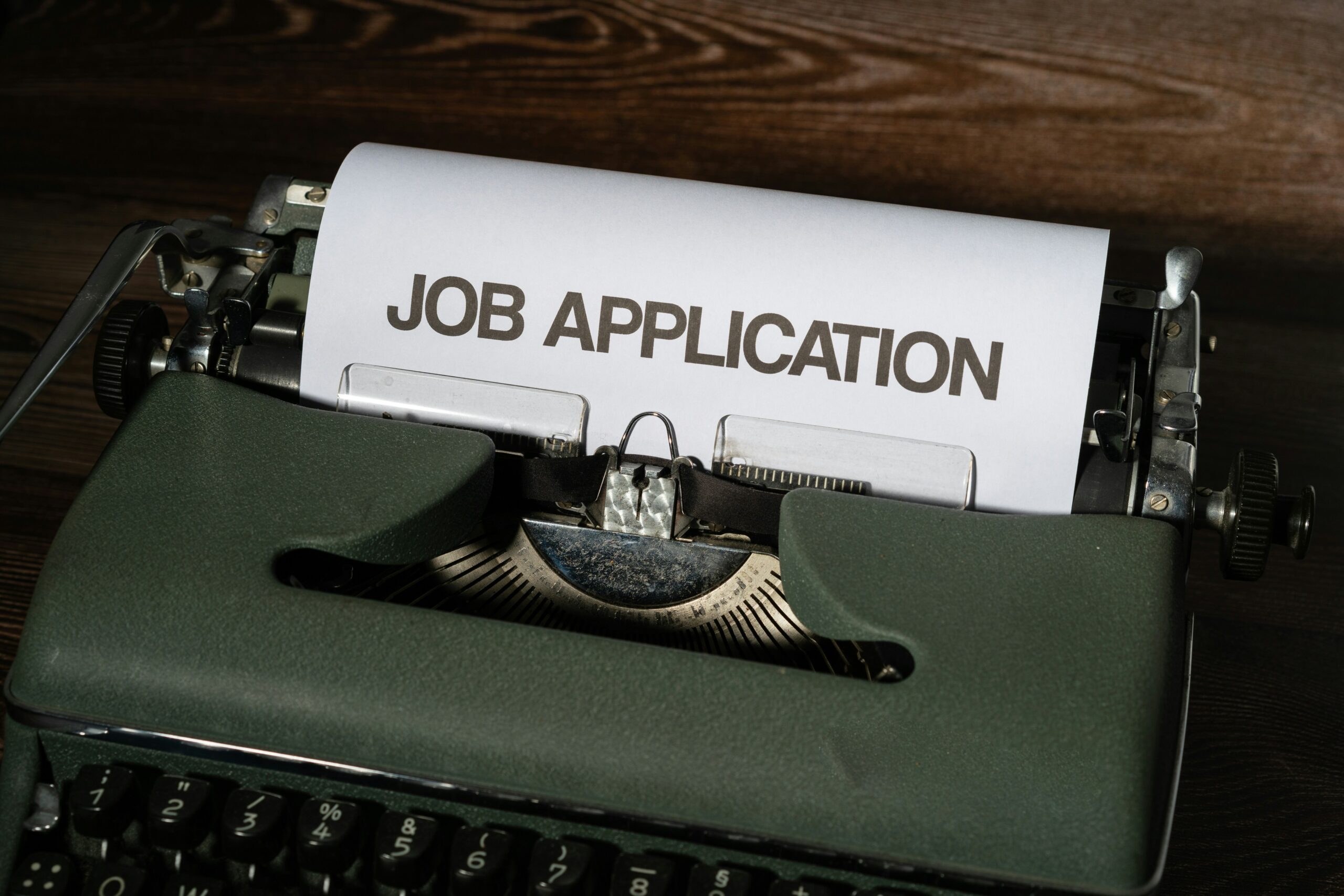 How to Write a Cover Letter for Jobs Abroad: Format, Examples & Tips